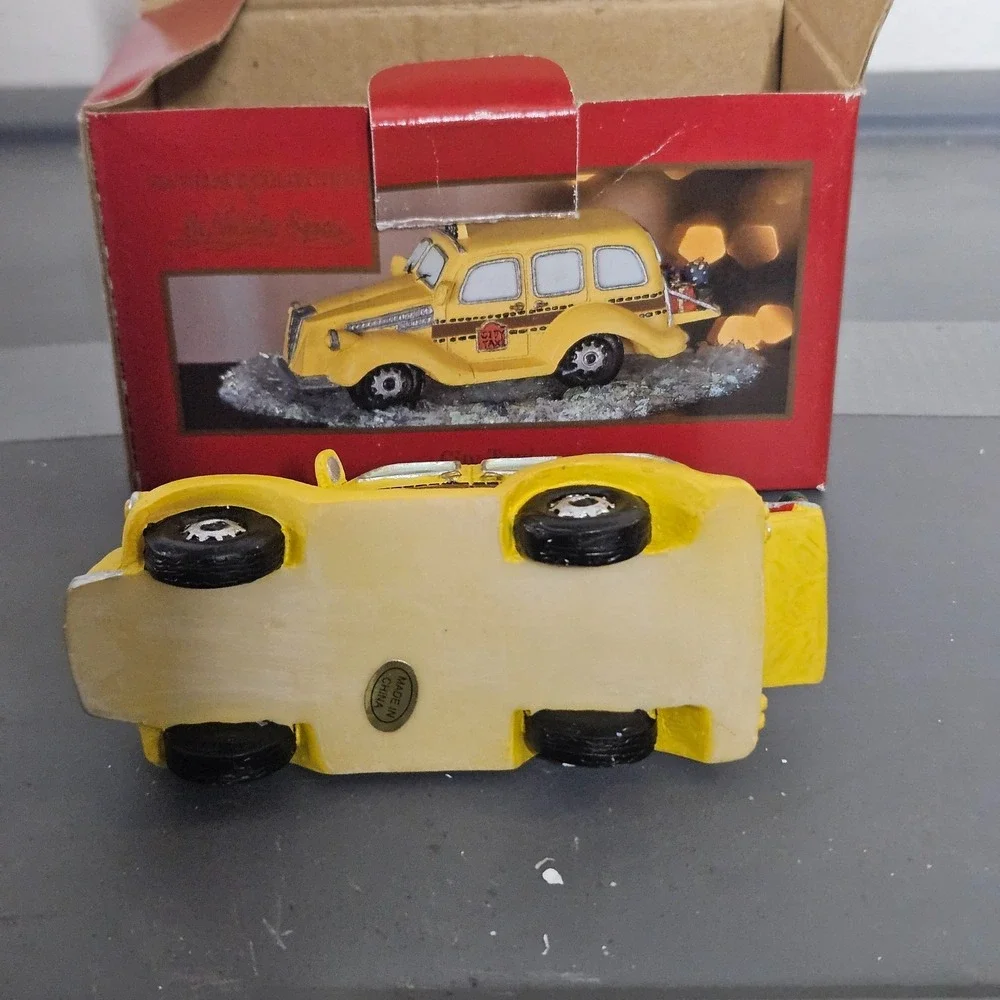 St Nicholas Square Village Accessory Yellow City Taxi Cab Car Vehicle Decor‎